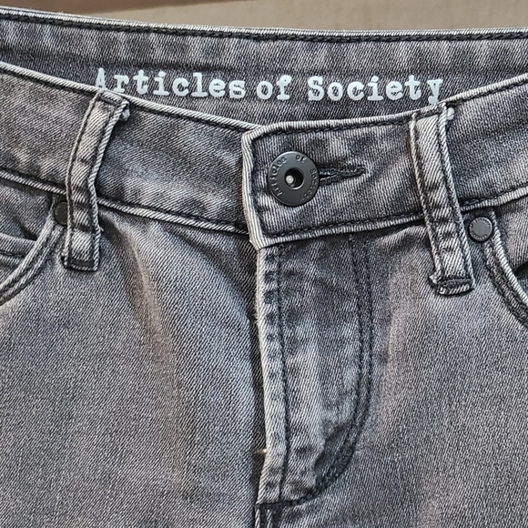 Articles Of Society Grey Cropped Jean's - sz 26 - Picture 2 of 6